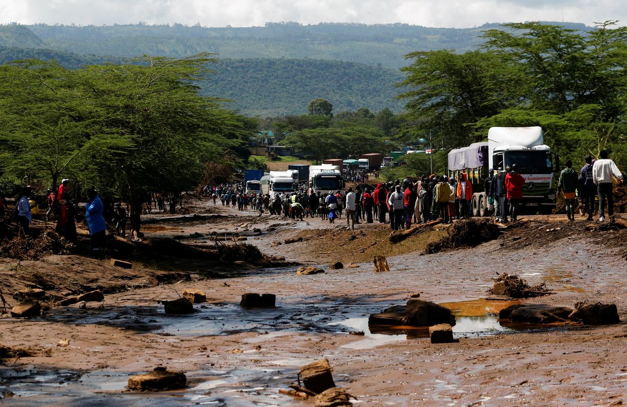 Damdoorbraak na aanhoudende regenval Kenia, zeker 45 doden 