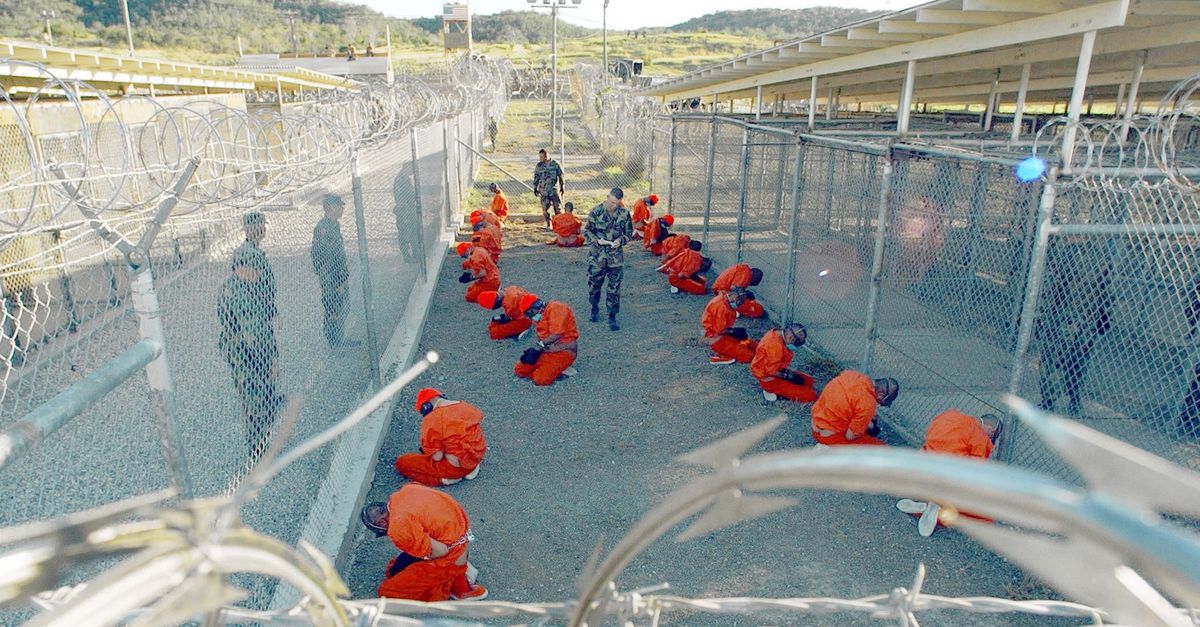 Tunesiërs zaten jarenlang vast in Guantánamo Bay: ‘Ze lieten tientallen verhoormethoden op ons los’