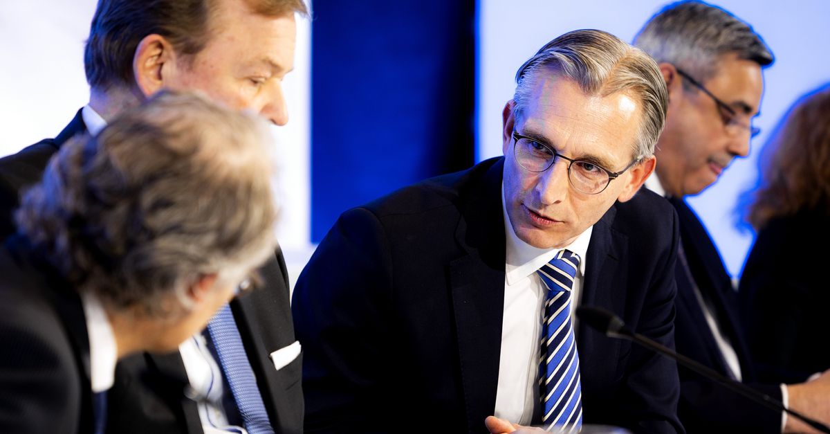 Philips-topman Roy Jakobs door beleggers in de VS gedaagd in rechtszaak apneu-apparaten