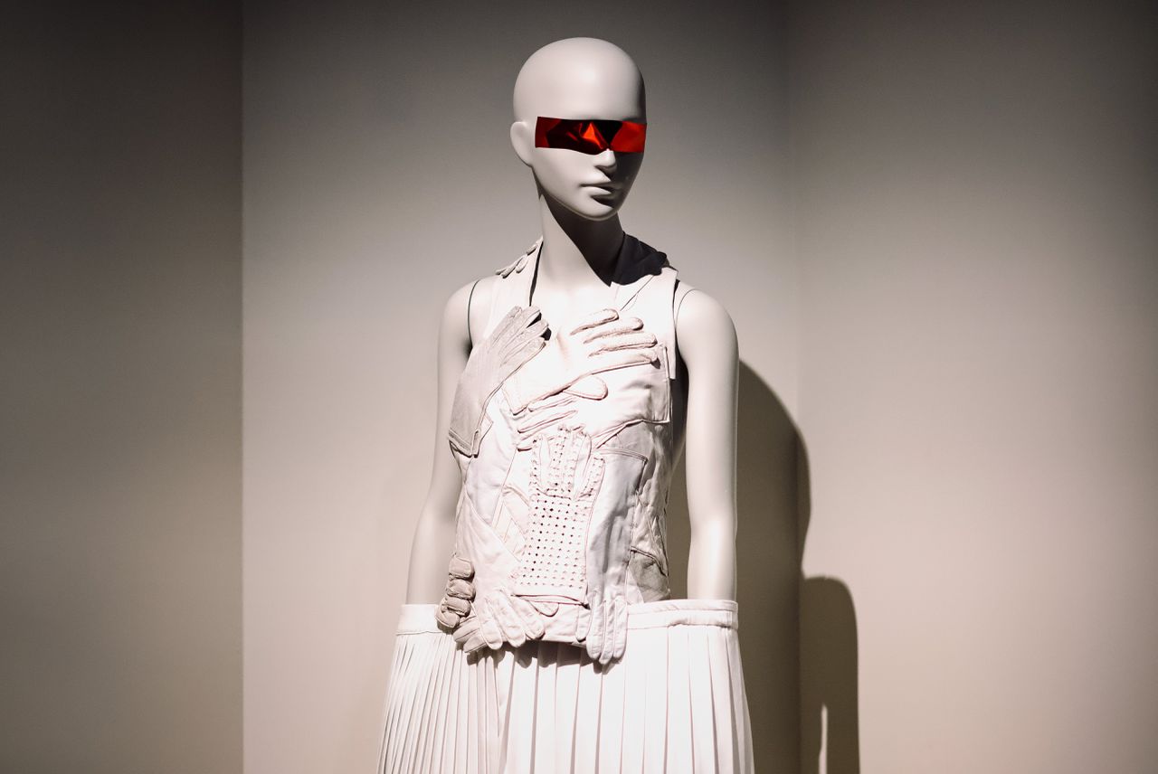 Expositie toont Man Ray als surrealistisch pionier in de modefotografie 