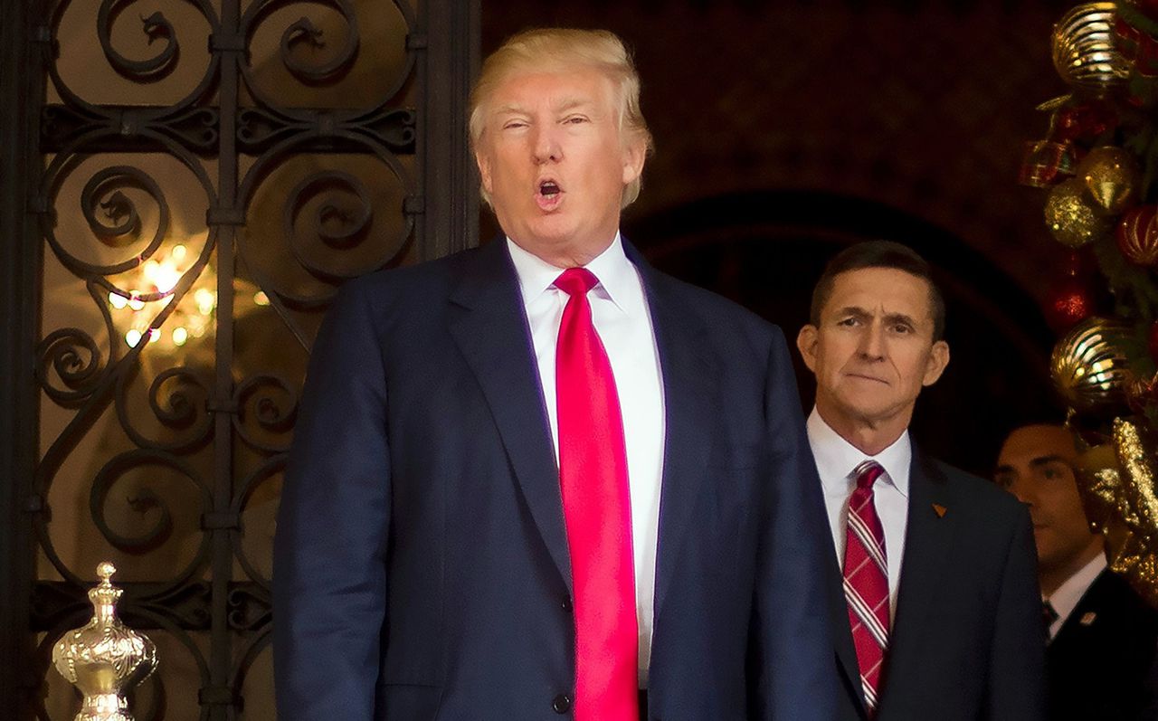 Trump met Flynn in Mar-a-Lago afgelopen december.