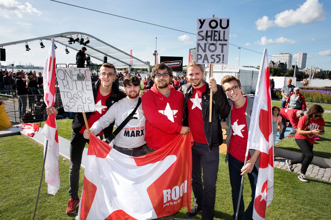 SP-jongeren bij een manifestatie van de partij in Rotterdam in 2018.