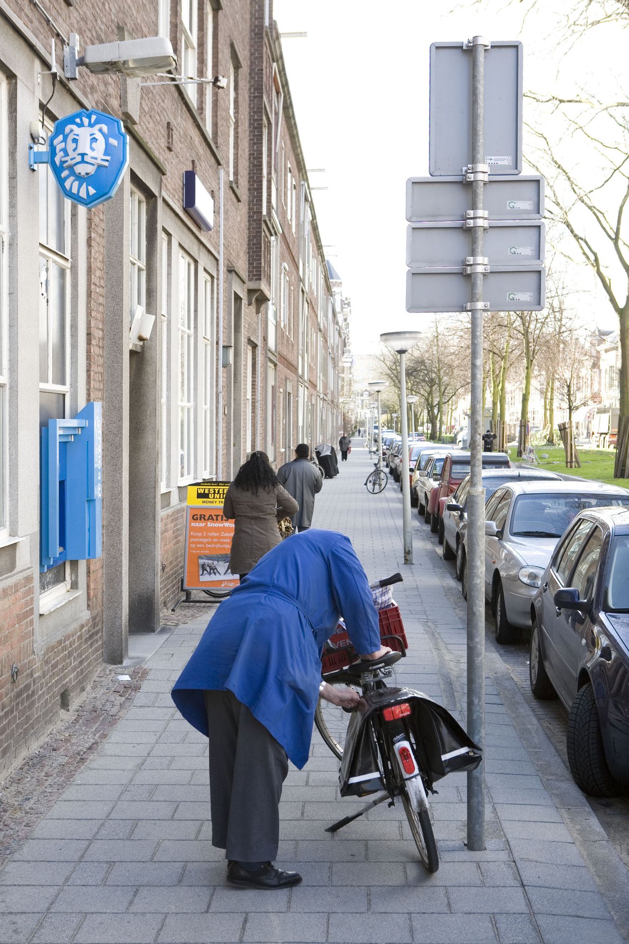 ing gaat postbank klant hervormen nrc