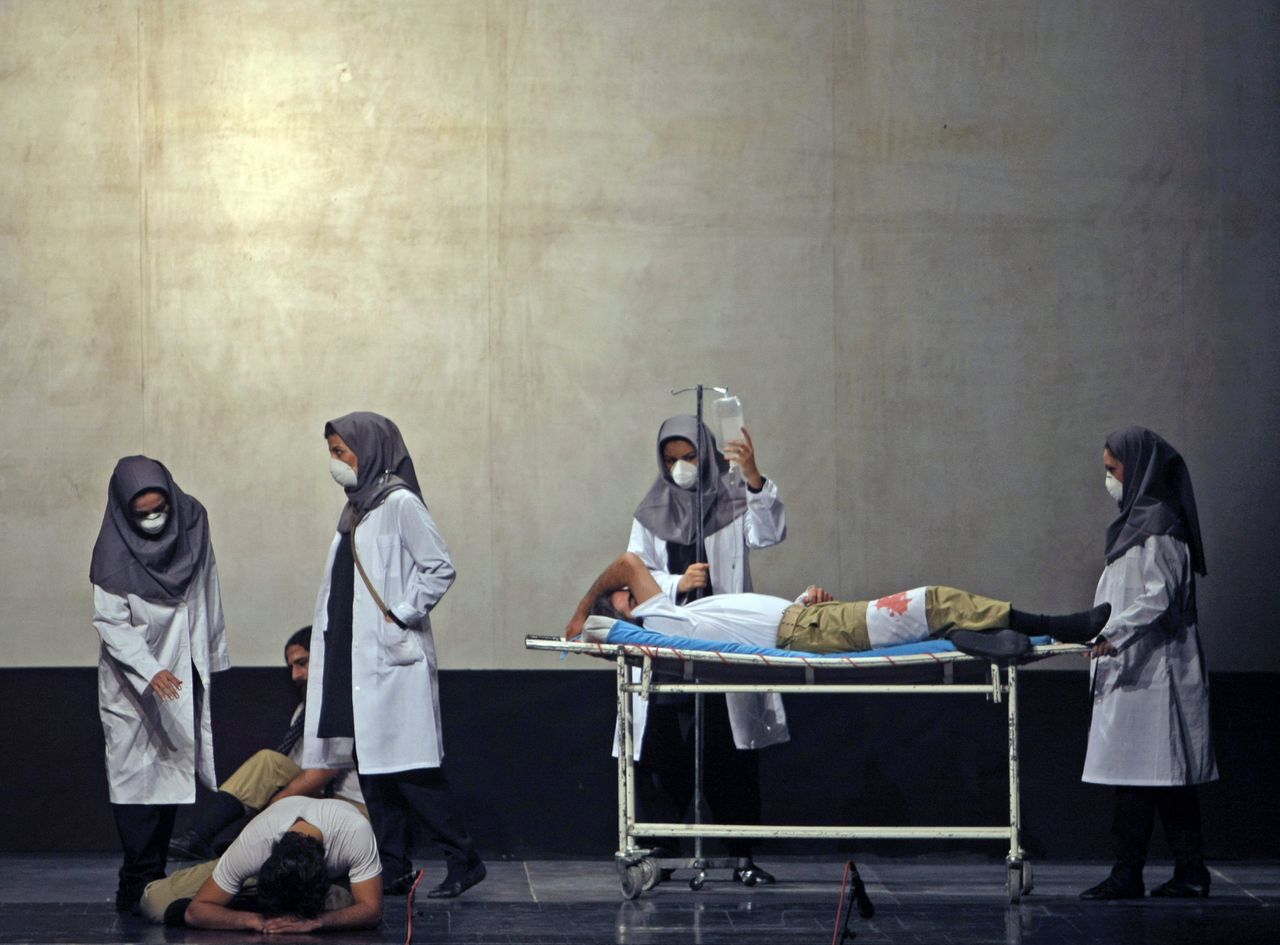 Iran speelt oorlogje - NRC