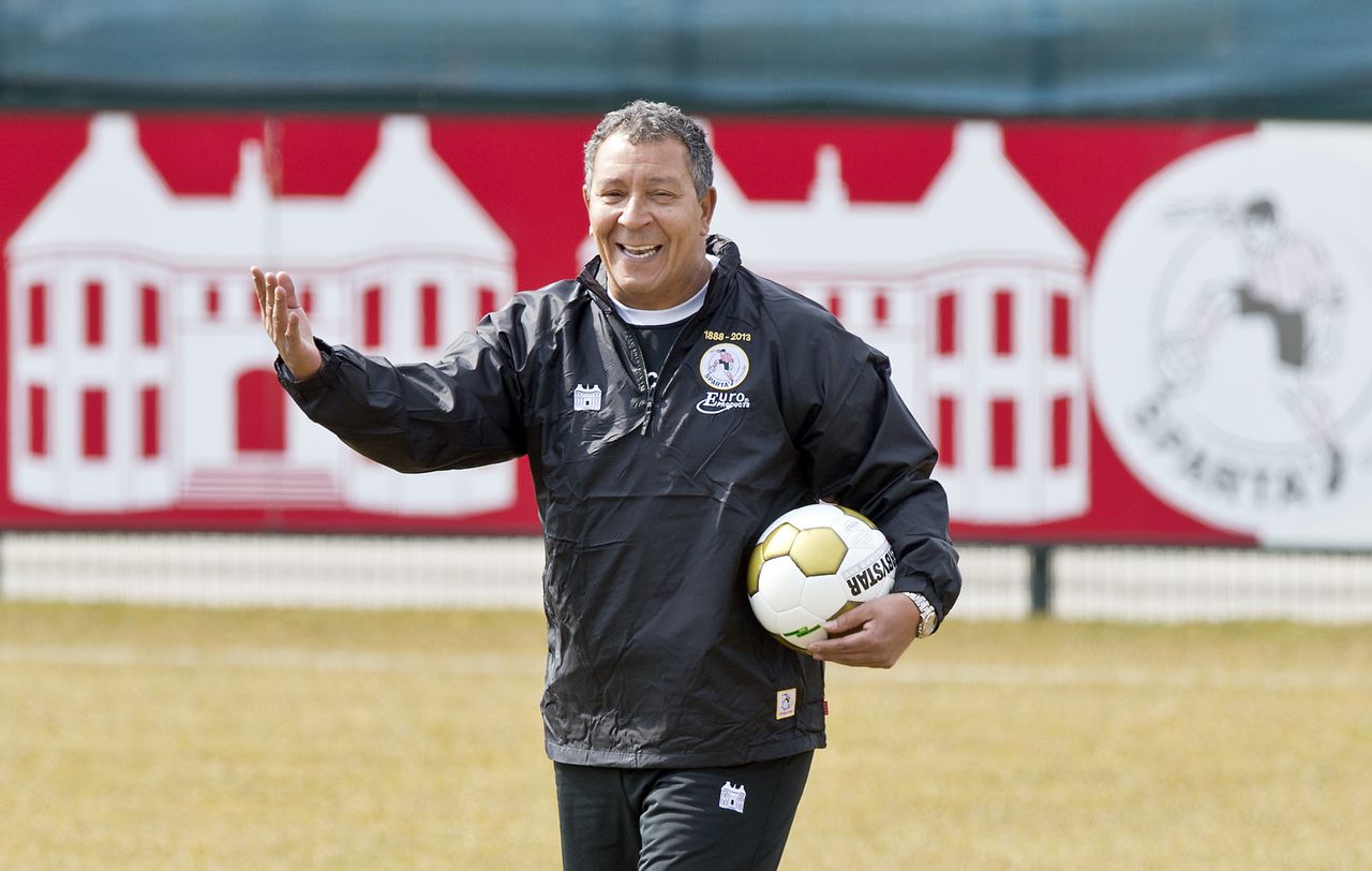 KNVB heeft Henk ten Cate op het oog als bondscoach NRC