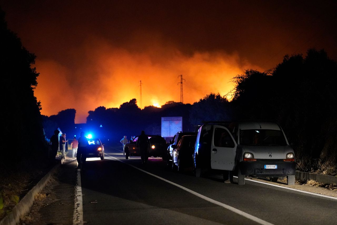 Bosbranden in Italië, Spanje en Frankrijk, Sardinië vraagt om hulp 