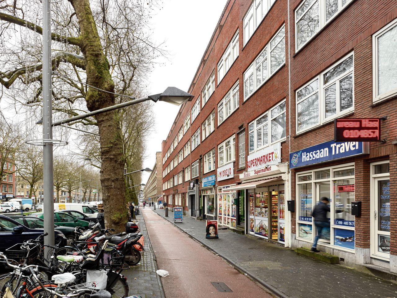 De Dordtselaan, een straat in Rotterdam-Zuid waar de voorbije decennia veel socio-economische problemen samenkwamen.