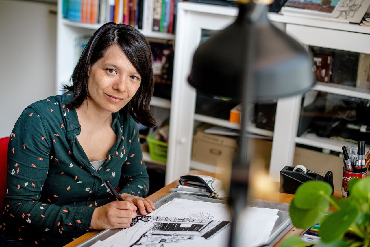Winnaar van de stripschapprijs: Aimée de Jongh, animator, stripauteur en illustratrice en schrijver van graphic novels voor volwassenen en kinderboeken.