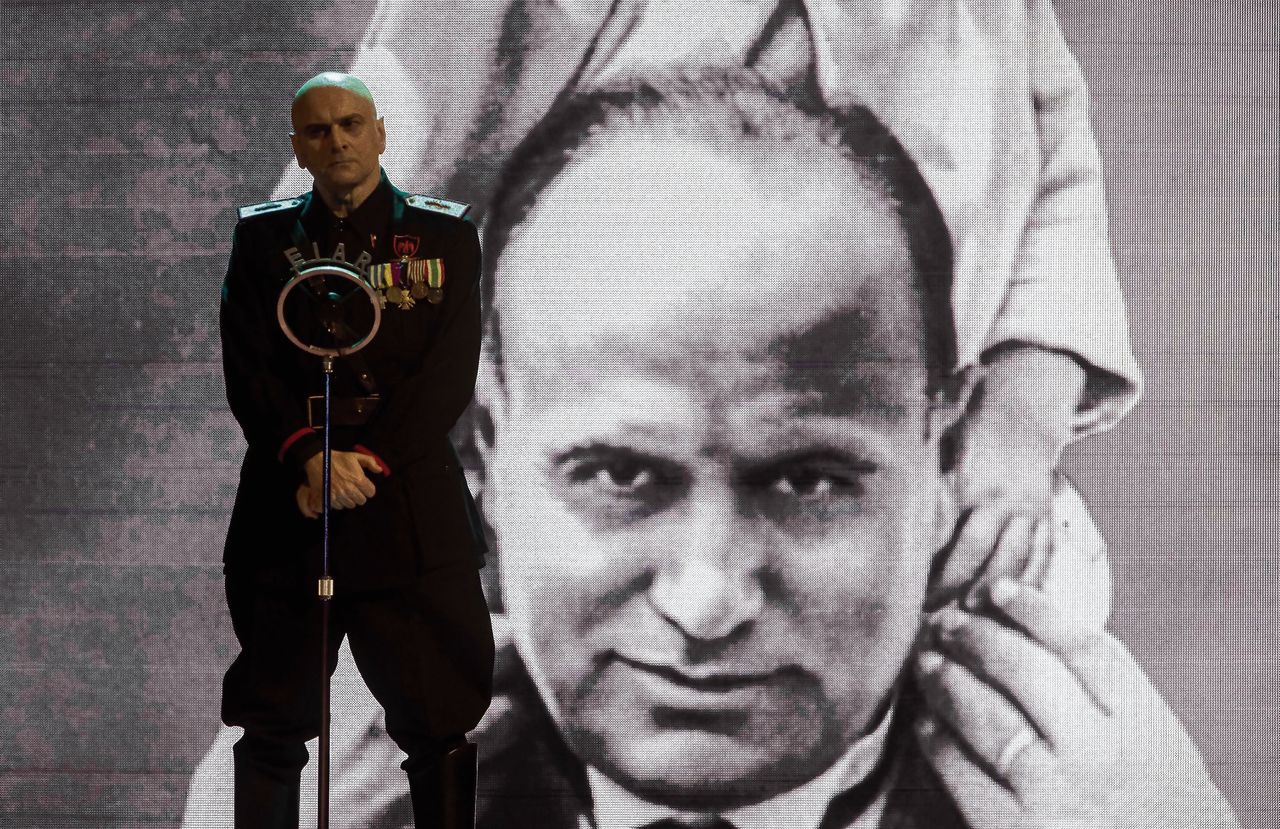 Italiaanse film brengt Mussolini terug naar Rome 