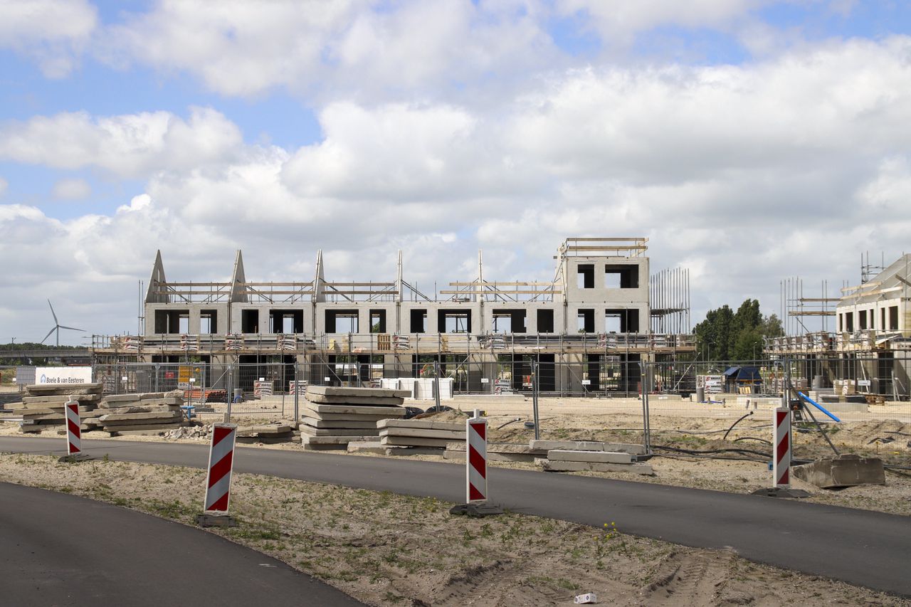Directeur Verbond van Verzekeraars: ‘We moeten echt gaan kijken waar we nog kunnen bouwen in Nederland’ 