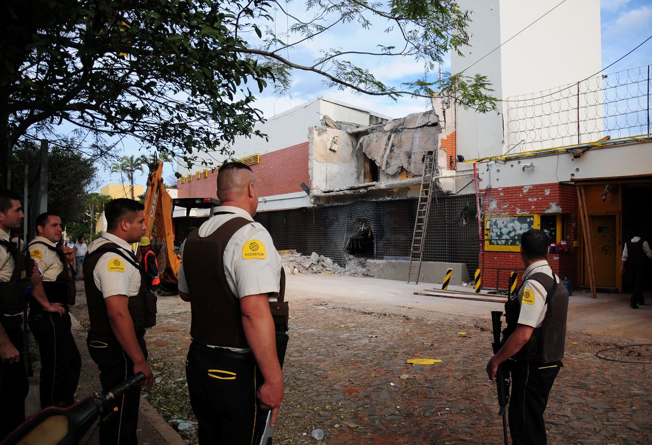 Twaalf arrestaties na miljoenenroof Paraguay Twaalf arrestaties na miljoenenroof Paraguay