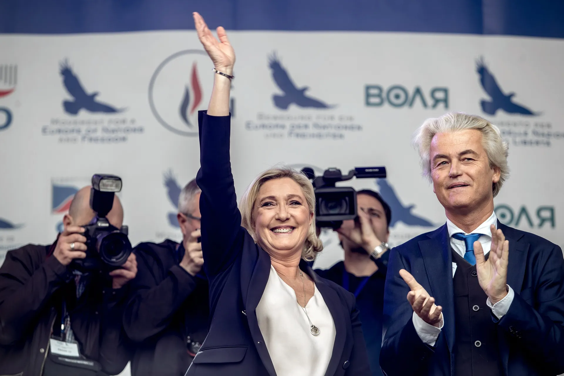 Foto van Wilders en Le Pen