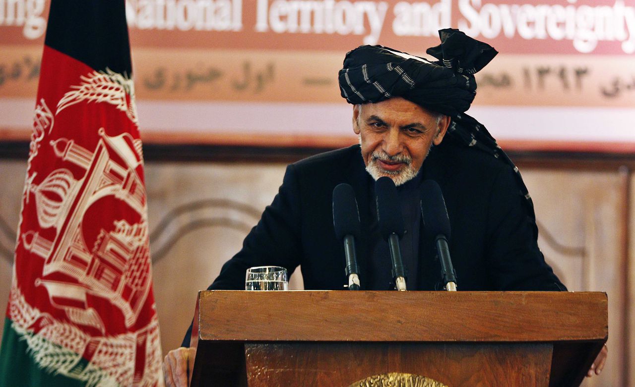 President Ghani: laat Amerikaanse troepen langer in ...