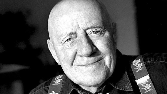 Johnny Kraaijkamp sr. (86) overleden - NRC