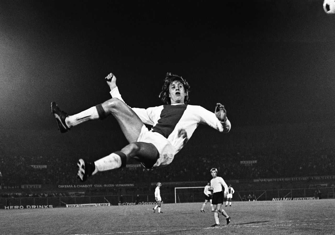 In de nieuwe Cruijff-documentaire blijven zijn onhebbelijkheden onderbelicht