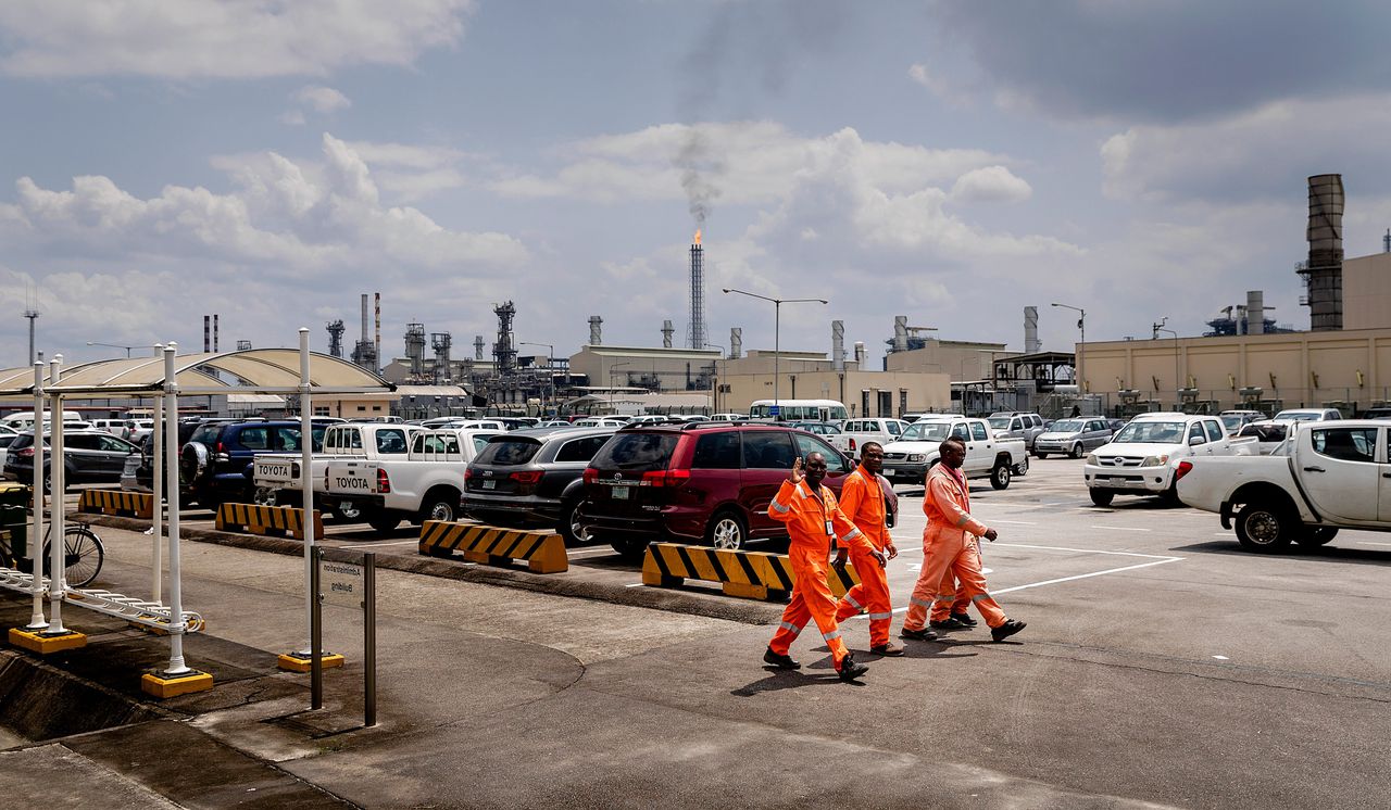Het complex van de Nigeria Liquified Natural Gas Company (NLNG) waarin Shell een aandeelhouder is.