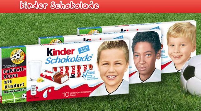 Kinderschokolade verkoopt al ruim twee weken, ter gelegenheid van het aanstaande EK-voetbal, repen met daarop kinderfoto’s van spelers uit het nationale team.
