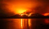 Een grote natuurbrand in de Canadese provincie British Columbia.