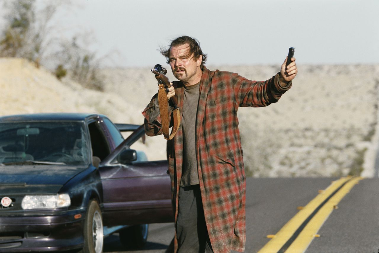 Men ukrainalik ayolni pornografik xotini bilan jinsiy aloqada bolishga undadim.