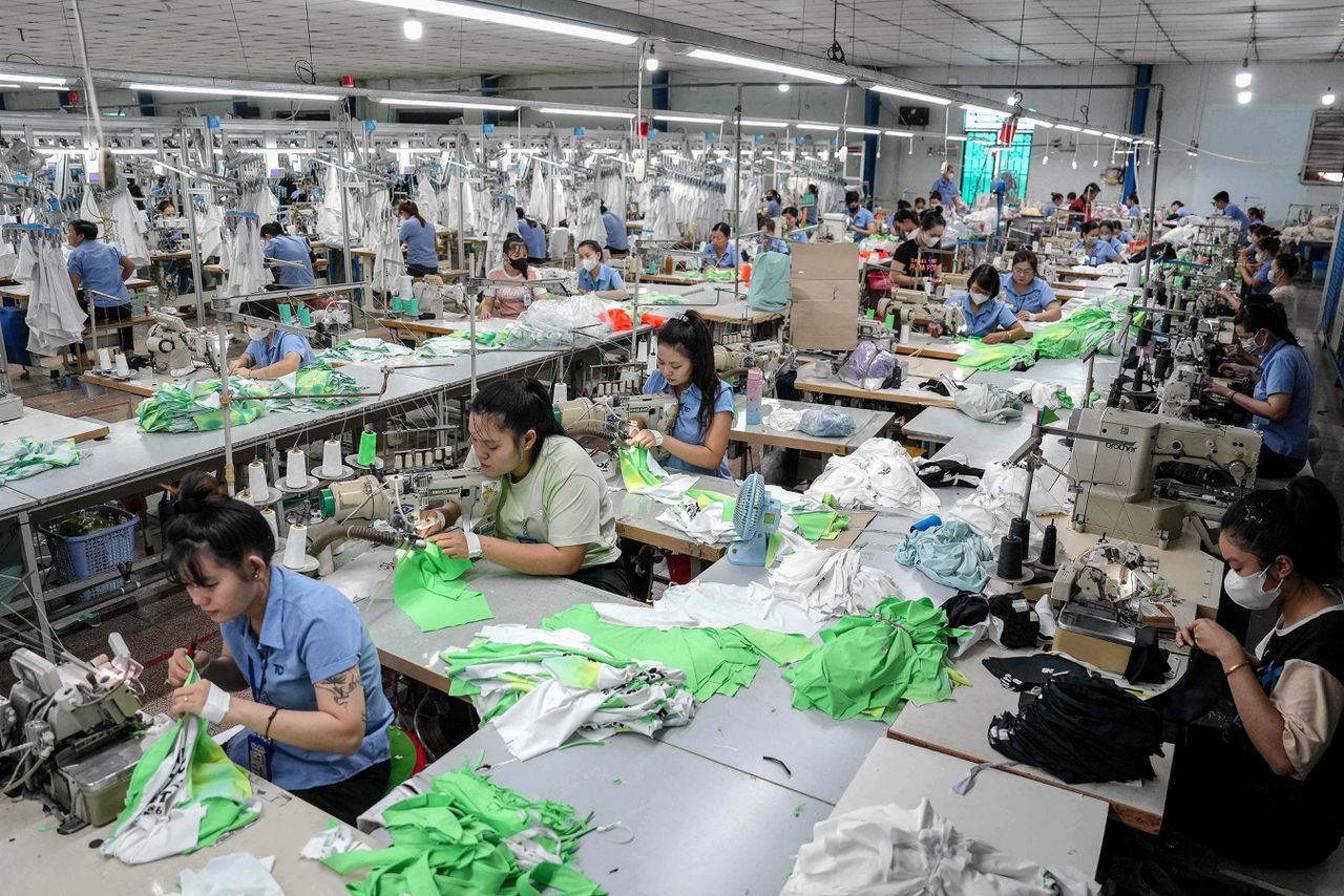 Trumps taxes float Southeast Asia in the arms of China
