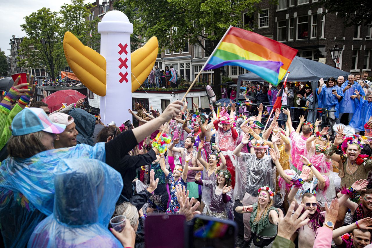 Pride gaat vanaf 2025 een maand lang duren in Amsterdam 