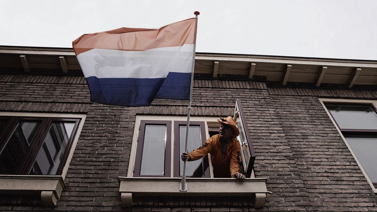 Constant Kusters van de Nederlandse Volksunie in de documentaire Ons Moederland.