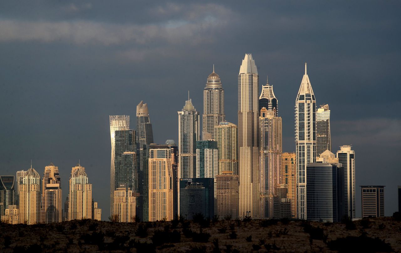 Groep buitenlanders vervolgd voor naaktshoot op balkon in Dubai 