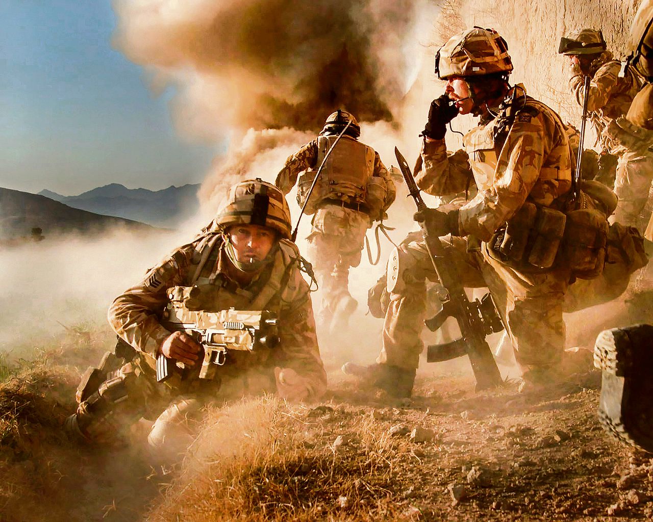 Britse mariniers in actie in de Zuid-Afghaanse provincie Helmand, in 2007