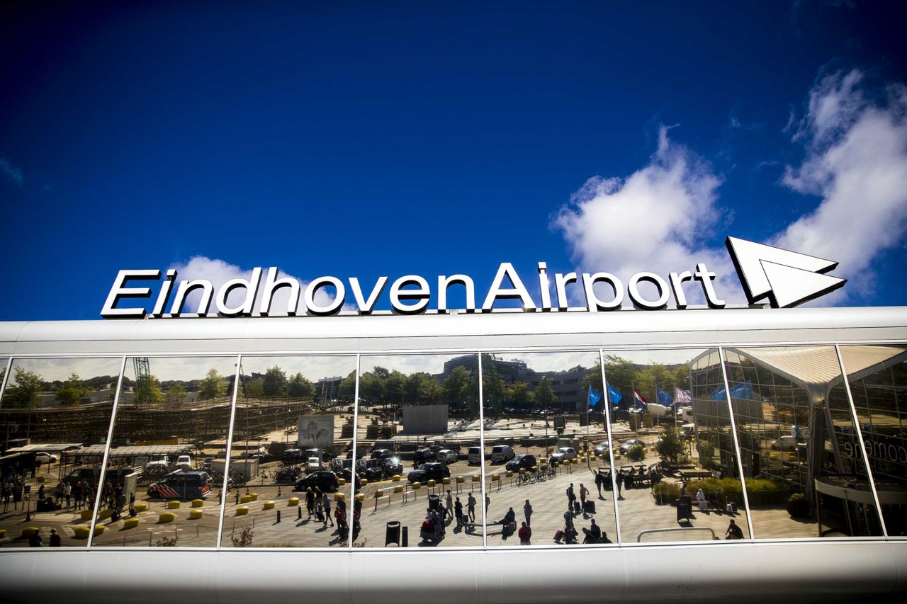 Tekening 13-jarige jongen veroorzaakte bomdreiging Eindhoven Airport 