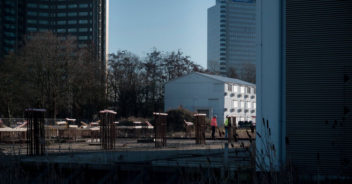 Amsterdam Hyperscale: Microsoft’s Expansion Despite Ban