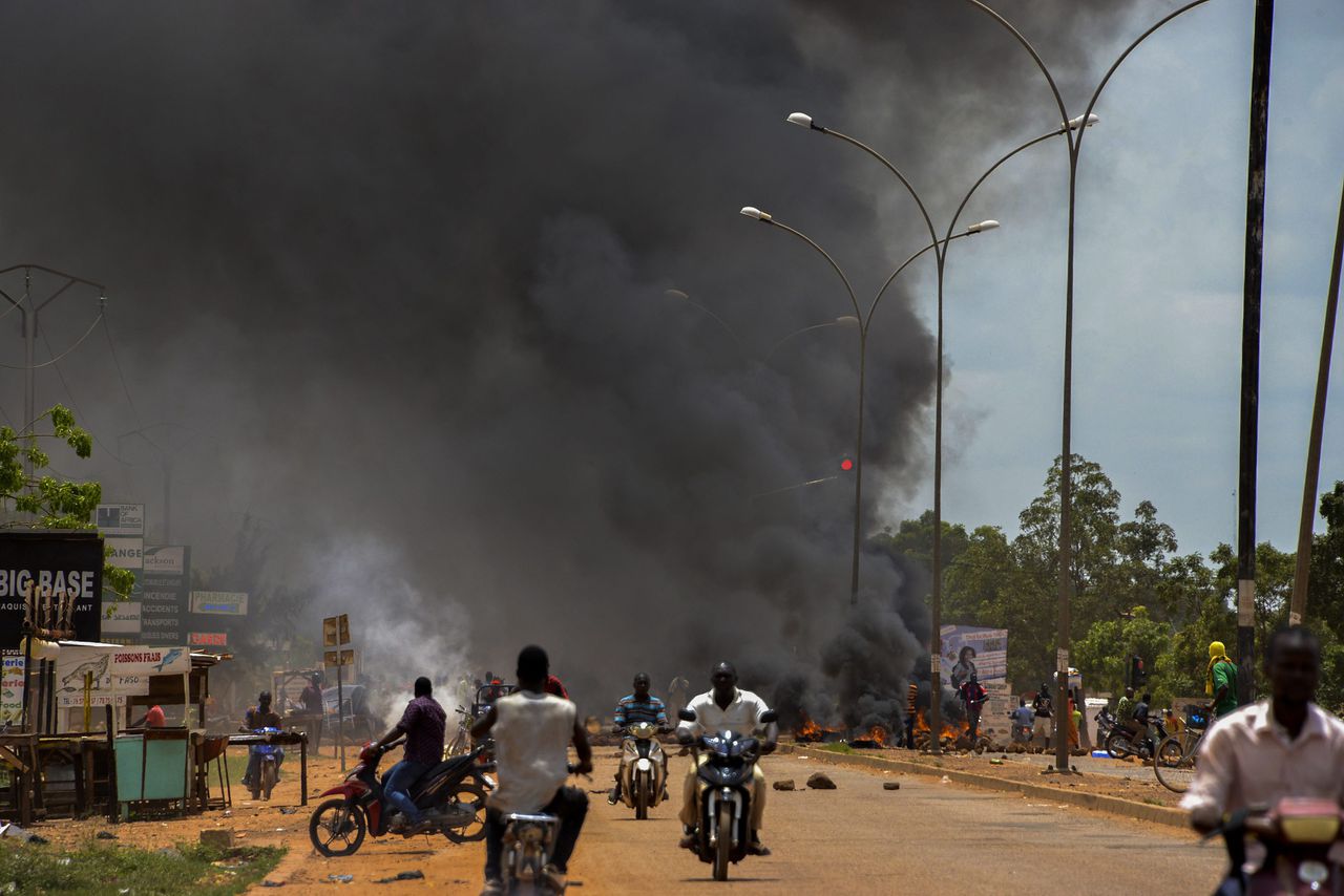 In Burkina Faso wordt gedemonstreerd tegen de coup.