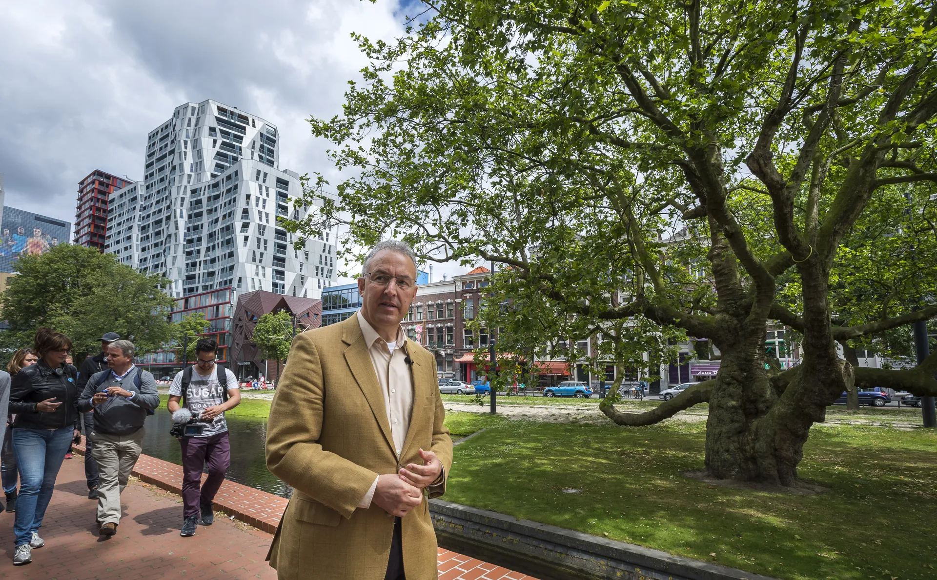 Vier vragen over de Zomergast van vanavond: Ahmed Aboutaleb - NRC