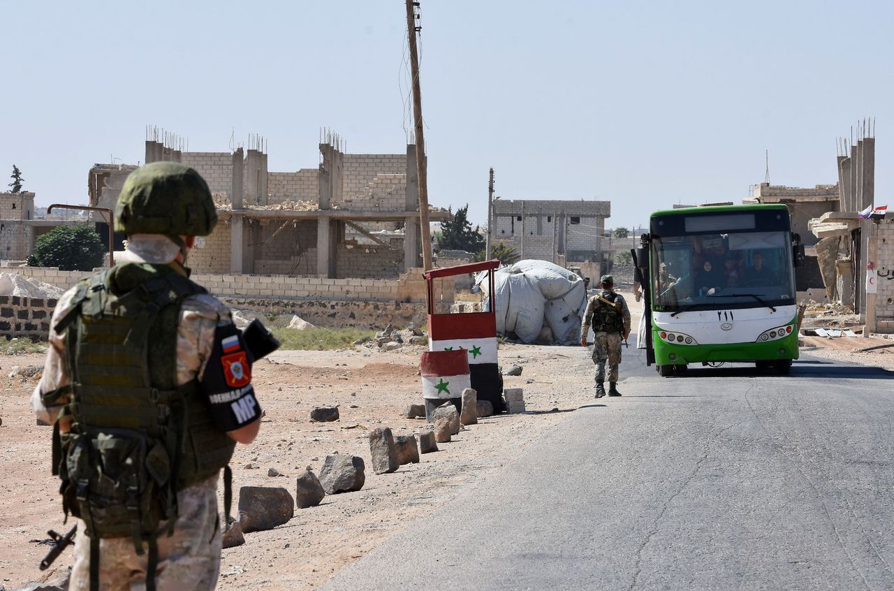 Eerste rebellengroep trekt zich terug uit gedemilitariseerde zone 