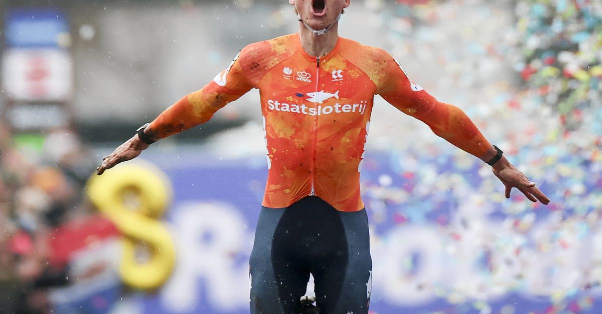 Na zijn historische achtste titel is de grote vraag aan Van der Poel: ga je nog door in de cross?
