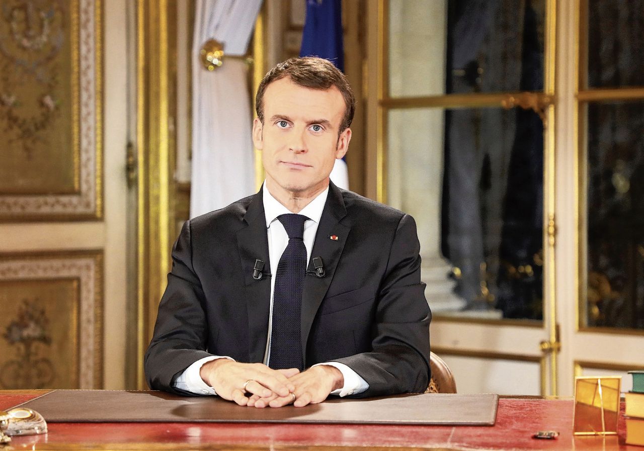 De Franse president Emmanuel Macron richt zich maandag tot de Fransen.