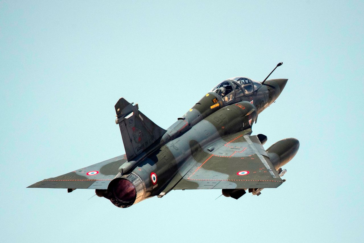 Frans gevechtsvliegtuig neergestort, piloten nog vermist 