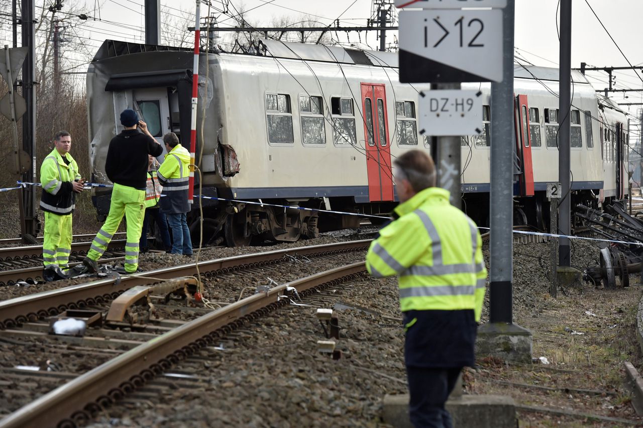 Dode en 25 gewonden bij treinongeluk Leuven 