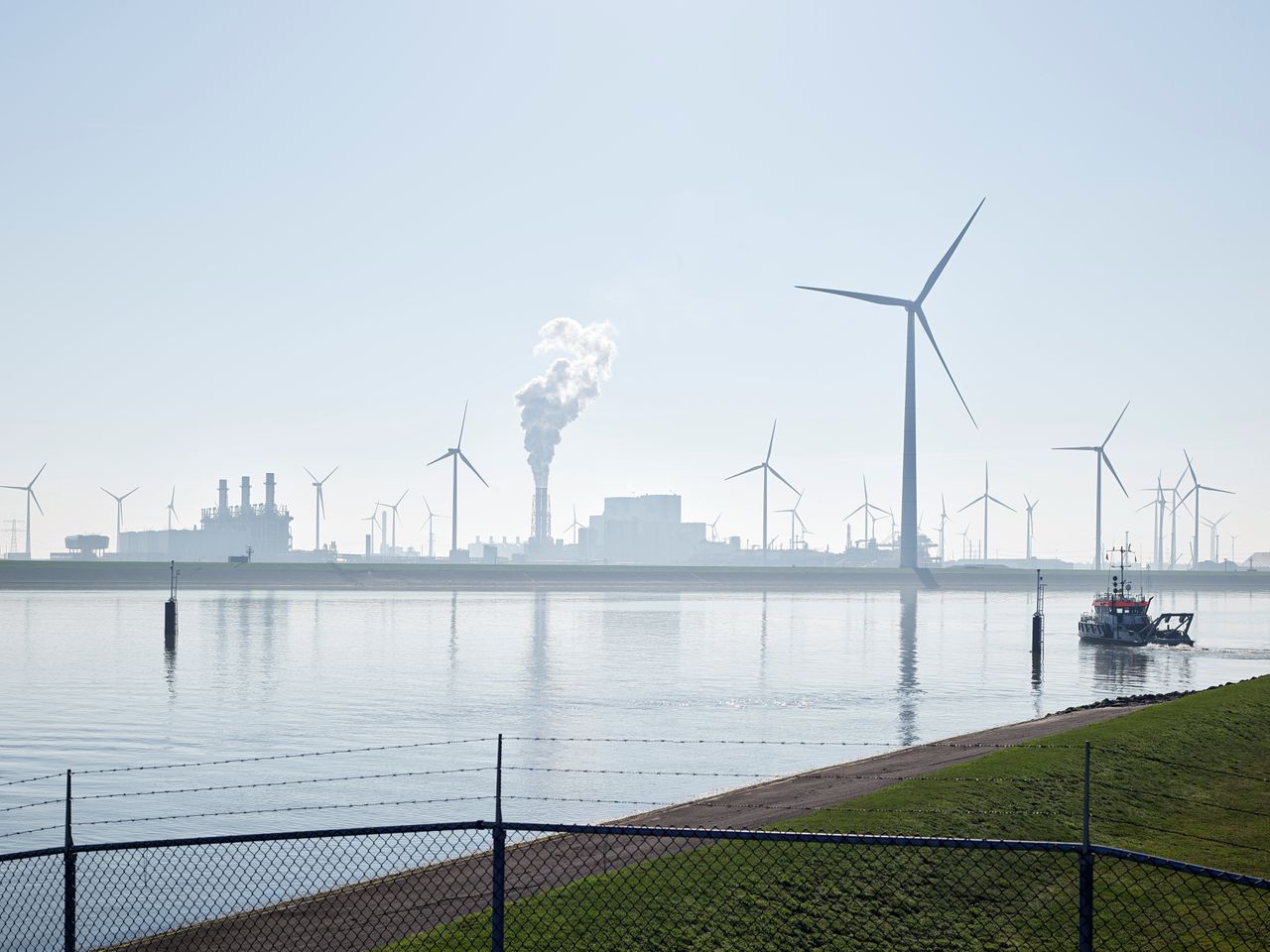 Dutch Nuclear Plant Sites Narrowed to Eemshaven or Terneuzen