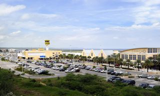 Image for ‘Ook zaterdag een bijna-botsing tussen civiel en militair vliegtuig boven Curaçao’