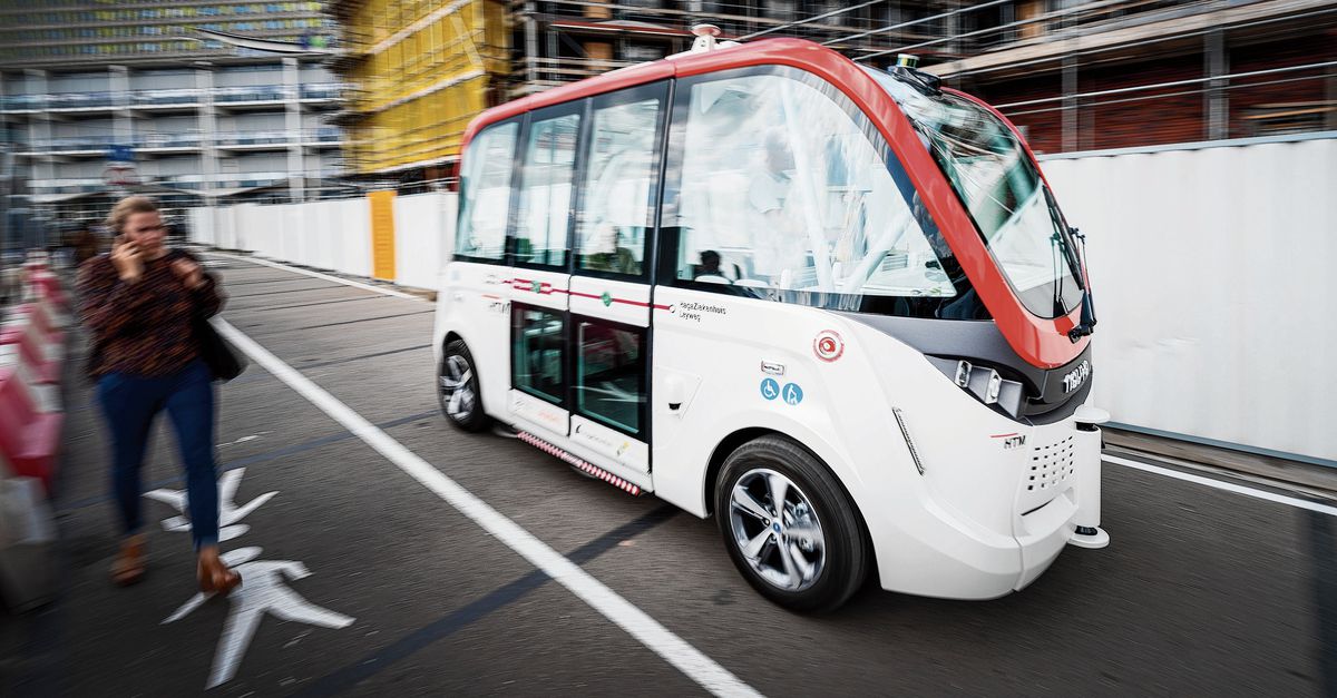 Zelfrijdende robot stopt voor onkruid - NRC - Oozo.nl