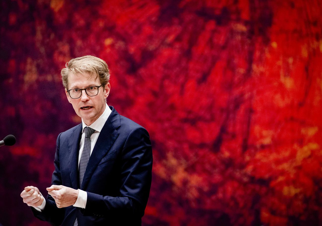 Minister Sander Dekker (Rechtsbescherming, VVD) tijdens een debat eerder deze maand.