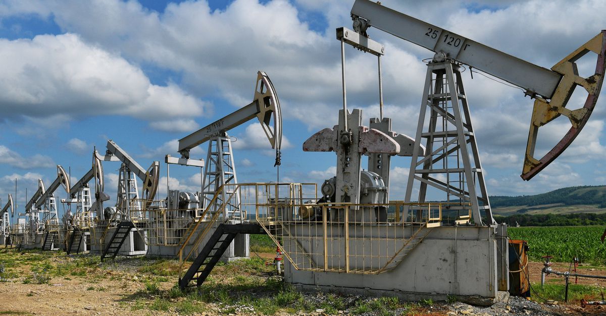 La Russia influenza il gioco del prezzo del petrolio