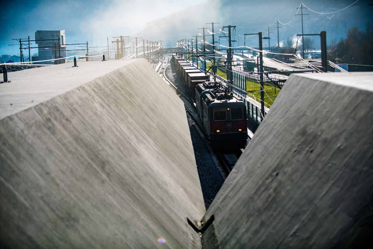 Gotthard-basistunnel blijft dit jaar dicht voor passagiers, schade door ongeluk groter dan gedacht 