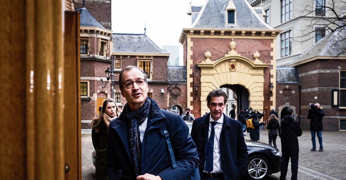 Bas Van 'T Wout : Bas van 't Wout opvolger Van Ark op Sociale Zaken ... : Pełnił funkcję sekretarza stanu ds.