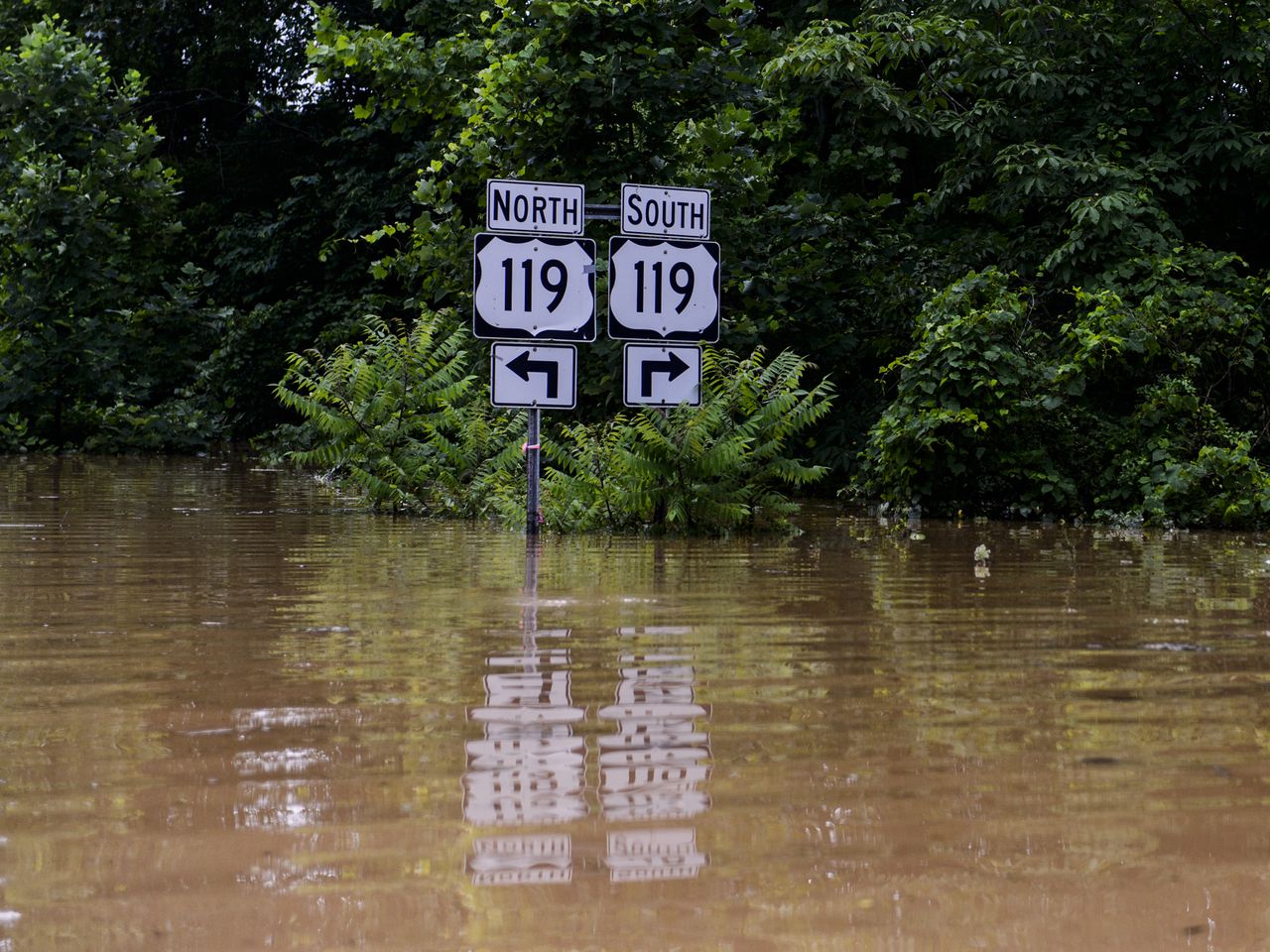Zeker 23 doden door hevige overstromingen in VS 