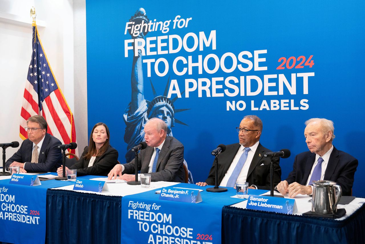 Biden en Trump hebben één uitdager minder te vrezen: No Labels stapt niet in presidentsrace 