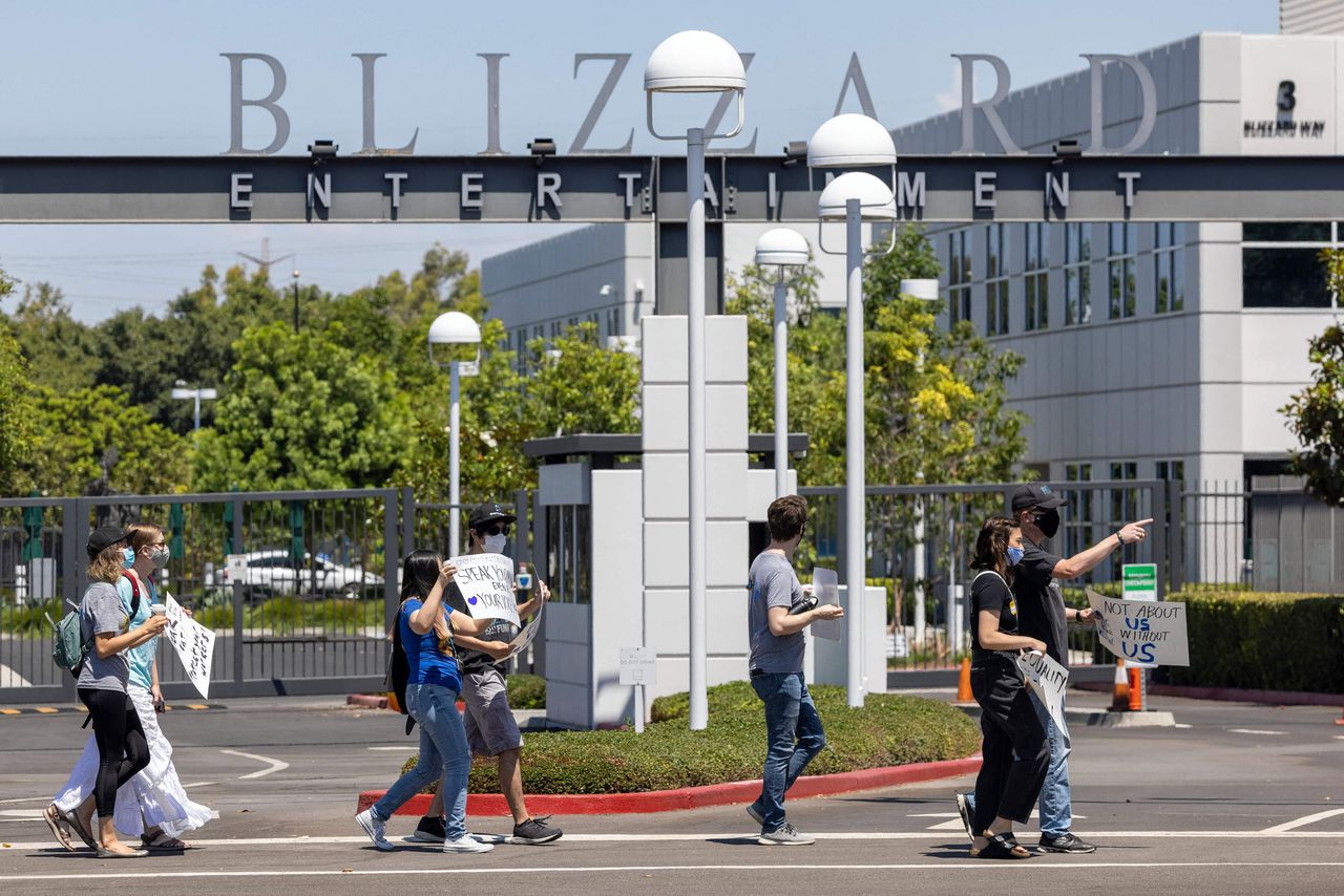 Topman gamebedrijf Activision Blizzard weg na aantijgingen van onveilige werkomgeving 