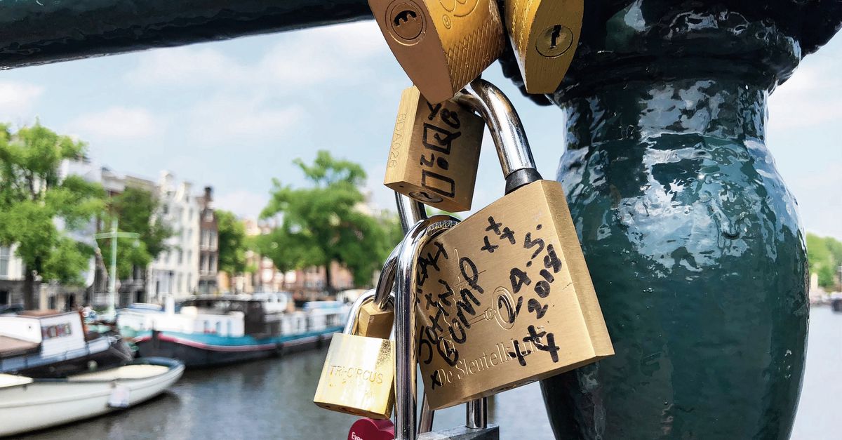 Amsterdammers gaan slotjes knippen