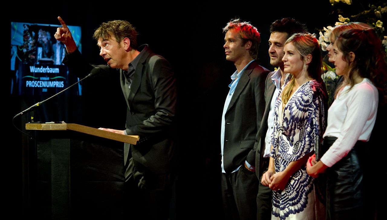 Wunderbaum bij de ontvangt van de Proscenium prijs op het Gala van het Nederlands Theater in 2010. Foto: Koen van Weel/ANP