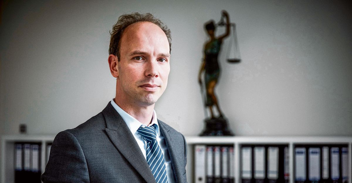Dit Zijn De Nieuwe Advocaten Van Holleeder Nrc